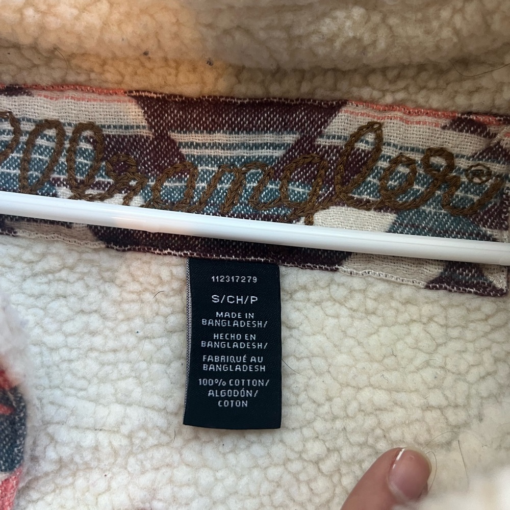 Wrangler Multicolor Aztec Jacket with Sherpa Lining - Picture 3 of 3